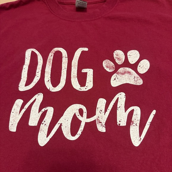 Dog Mom tshirt - Picture 1 of 9